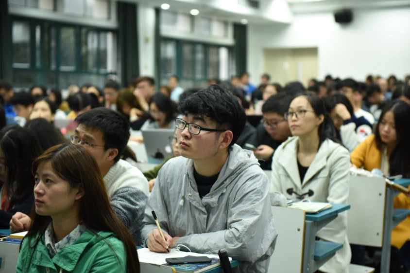 团队项目，学院培养学生协作能力的有效途径